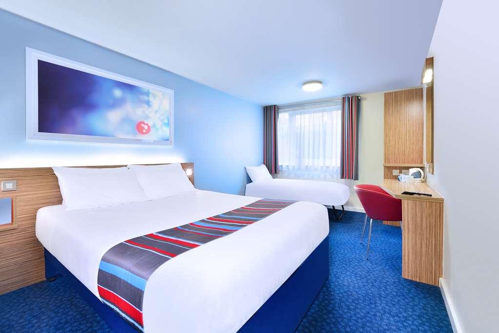 Travelodge Leeds Central Quarto foto