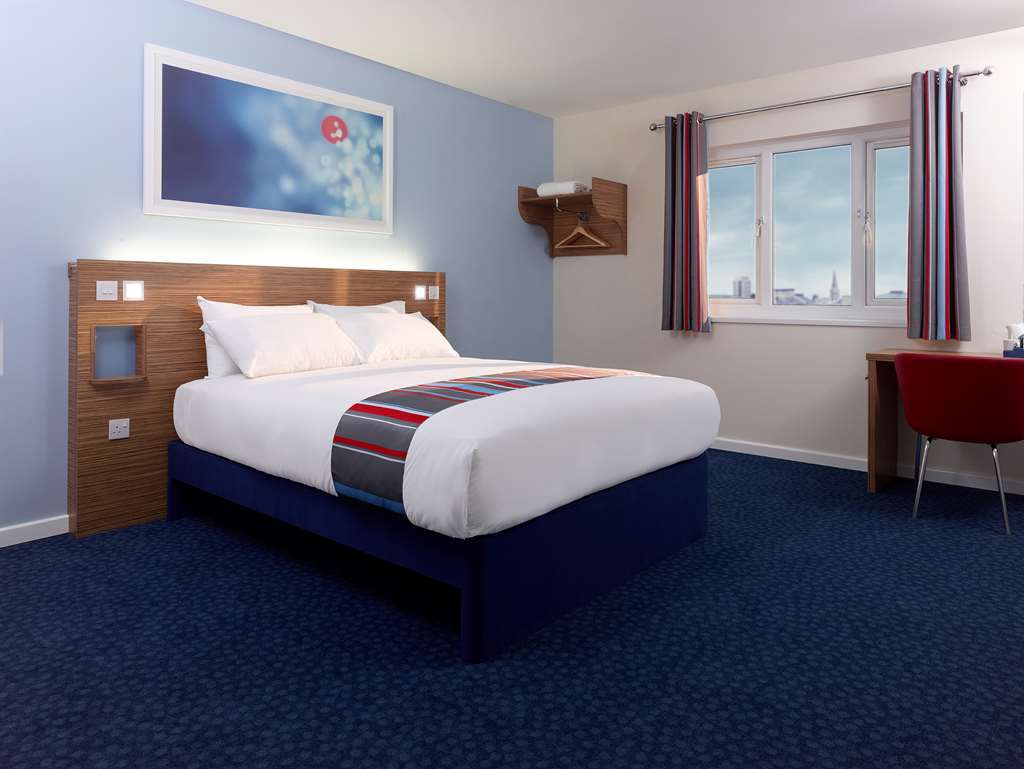 Travelodge Leeds Central Quarto foto